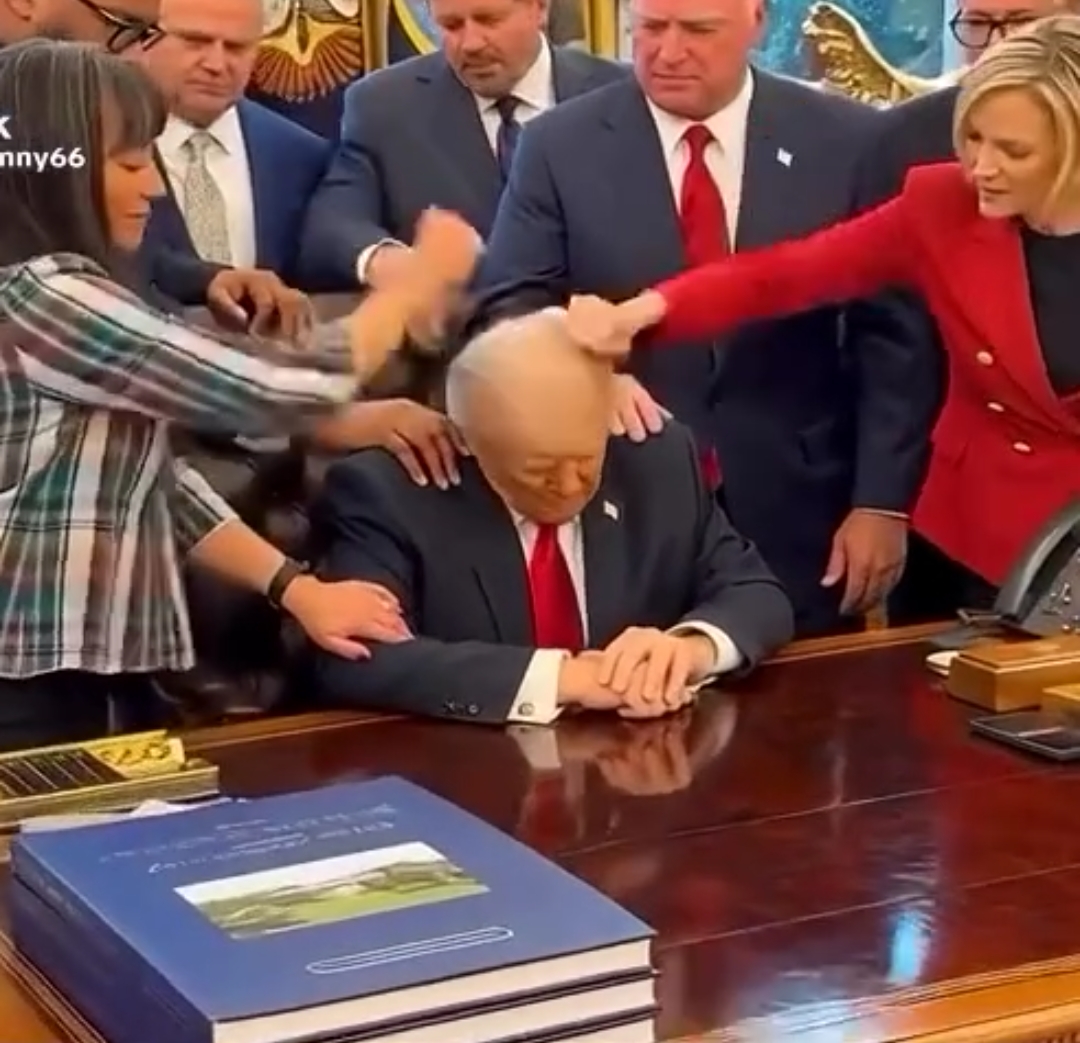 BREAKING: Trump Faints During Morning Prayer and Is Woken Up With Blows to the Head When They Thought He Was Still Sleeping — The Video Is Being Deleted Everywhere, See It Before It Is Completely Gone