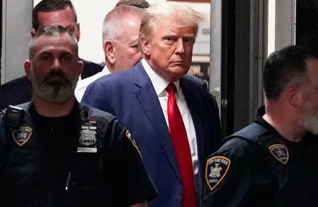 MAJOR UPDATE: THE INTERNATIONAL CRIMINAL COURT HAS JUST ISSUED AN ARREST WARRANT FOR DONALD TRUMP OVER THE PRE-MEDITATED MURDER OF THE SUPREME LEADER OF IRAN