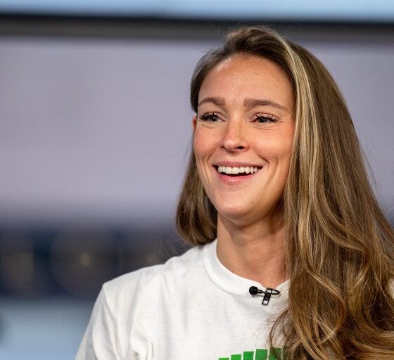 JUST IN: Kylie Kelce, Age 33, Wife of Jason Kelce, Has Been Confirmed to Be... See More