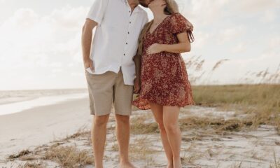 Travis Kelce and Taylor Swift Spotted on the Beach as Photos Set Social Media on Fire, Revealing a Baby Bump That Confirms What Fans Have Been Saying All Along… See Clear Photos